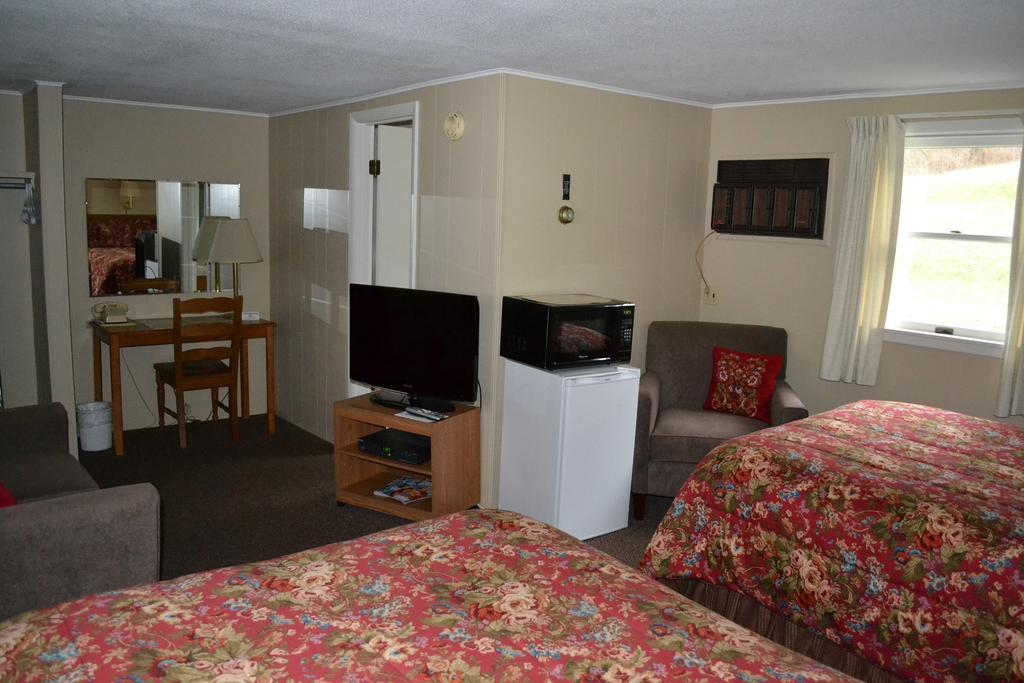 Twin City Motel Barre Quarto foto